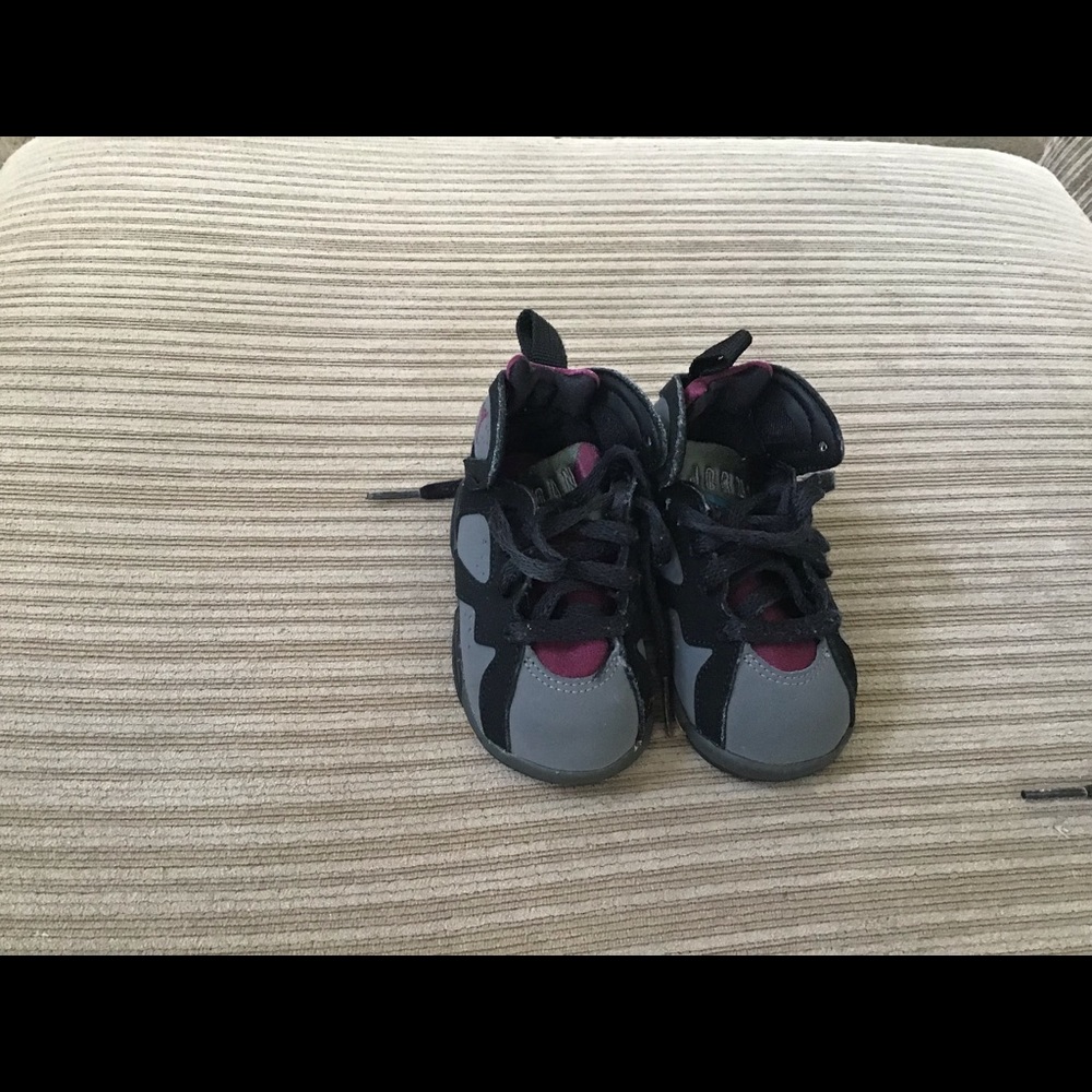 Shoes - Picture 2 of 2